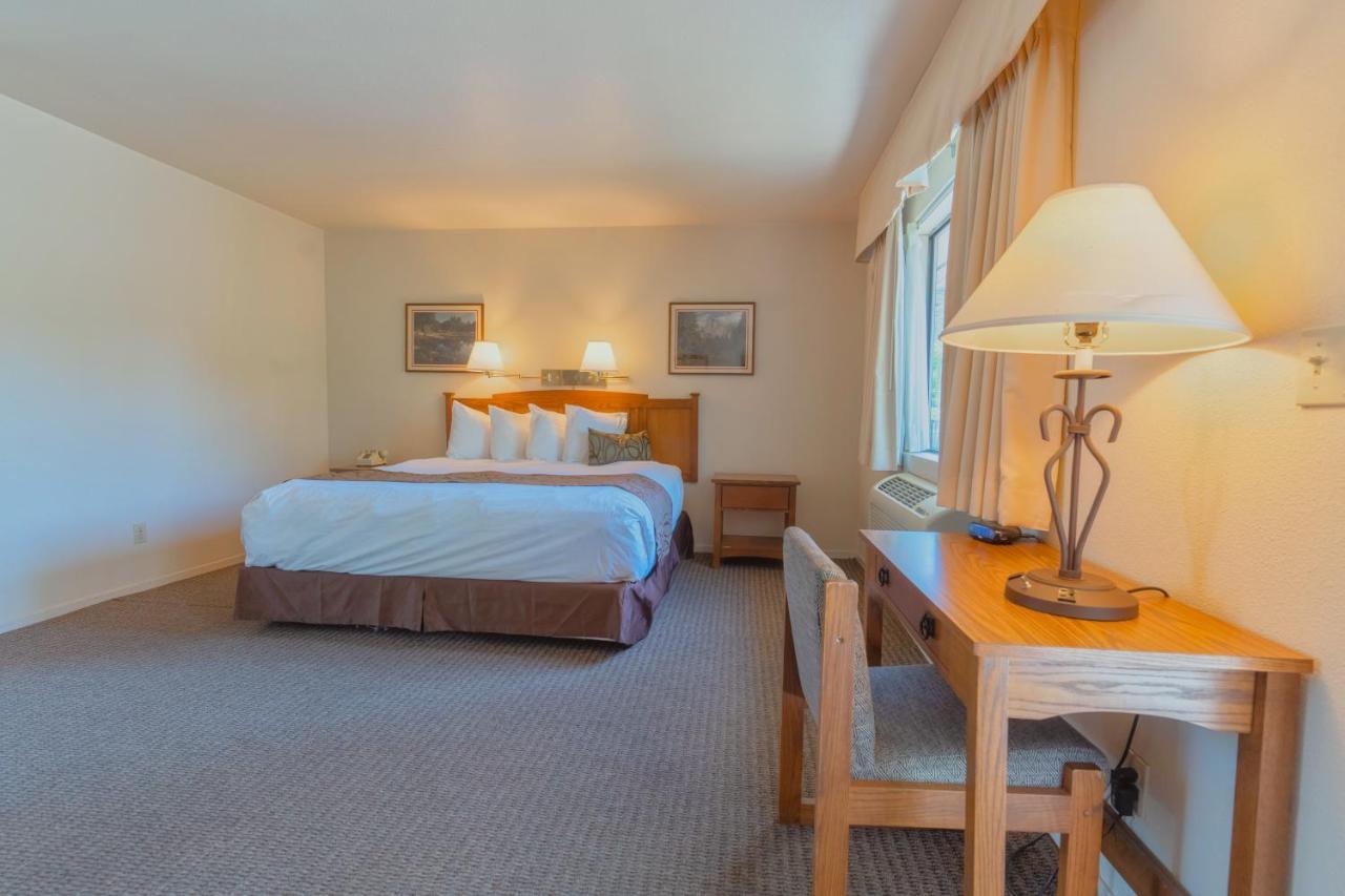 Hotel Mariposa Lodge